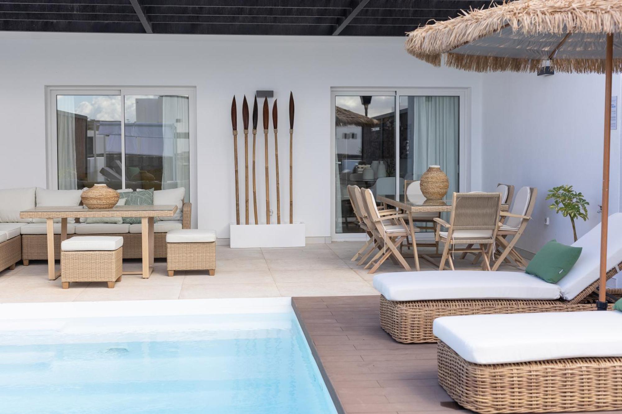 Serena Holiday Homes By Livvo プラヤ・ブランカ エクステリア 写真